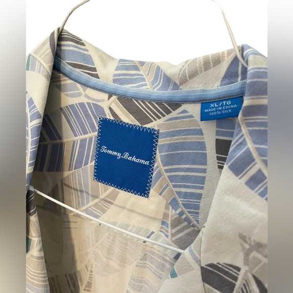 Tommy Bahama Button Down Hawaiian Shirt - Picture 3 of 3